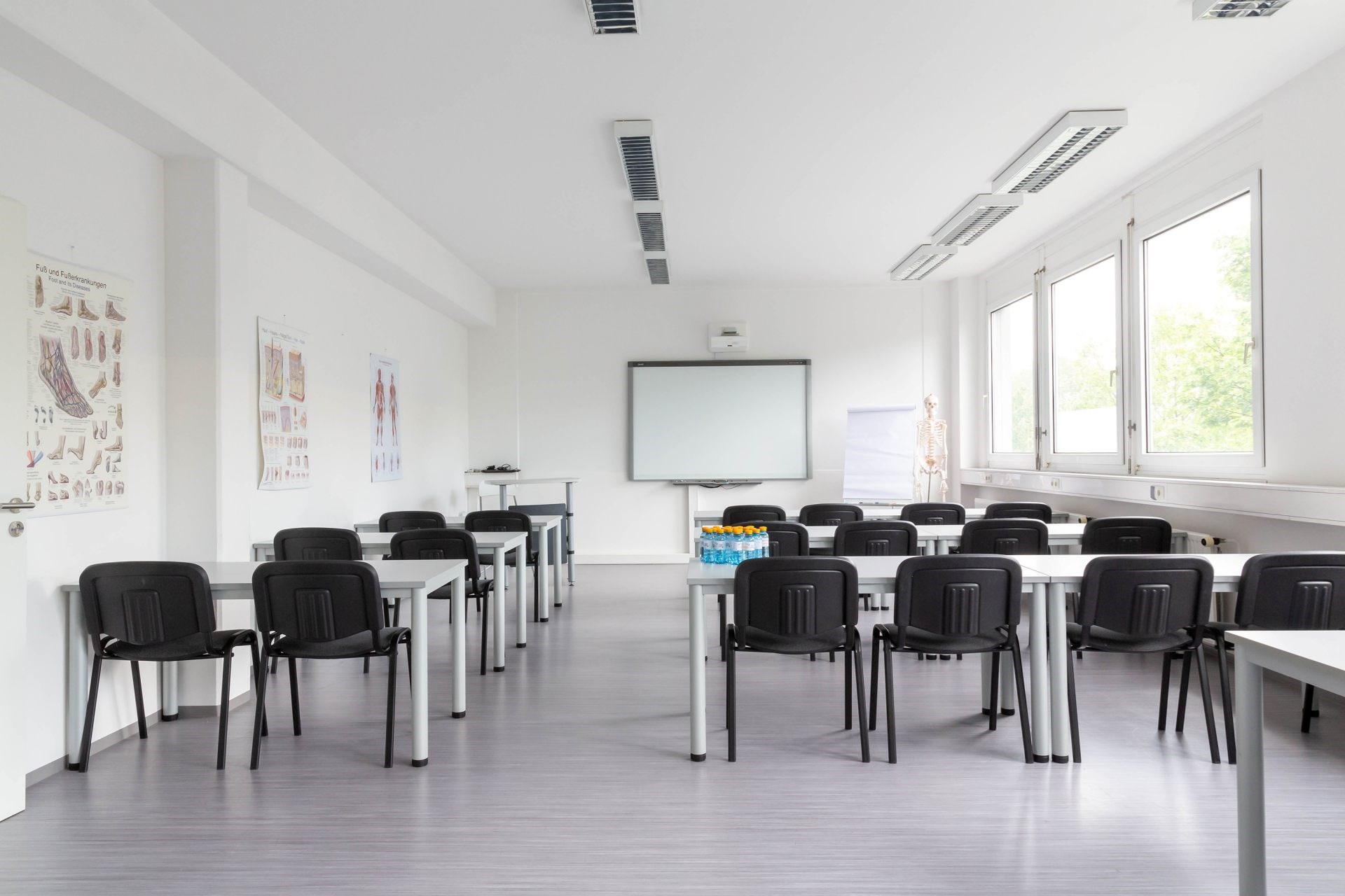 Tagungsraum für Workshops in München von hinten